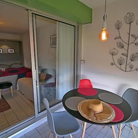 Studio de 33 m2, vue et bord de mer, parking La Grande Motte Extérieur photo
