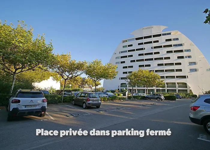 Studio De 33 M2, Vue Et Bord De Mer, Parking